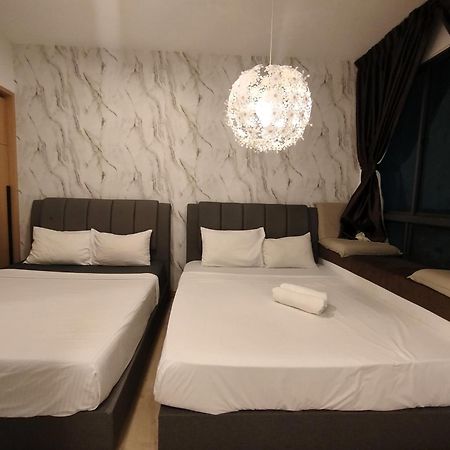 Apartamento The Colony Klcc View By Nzv Kuala Lumpur Exterior foto