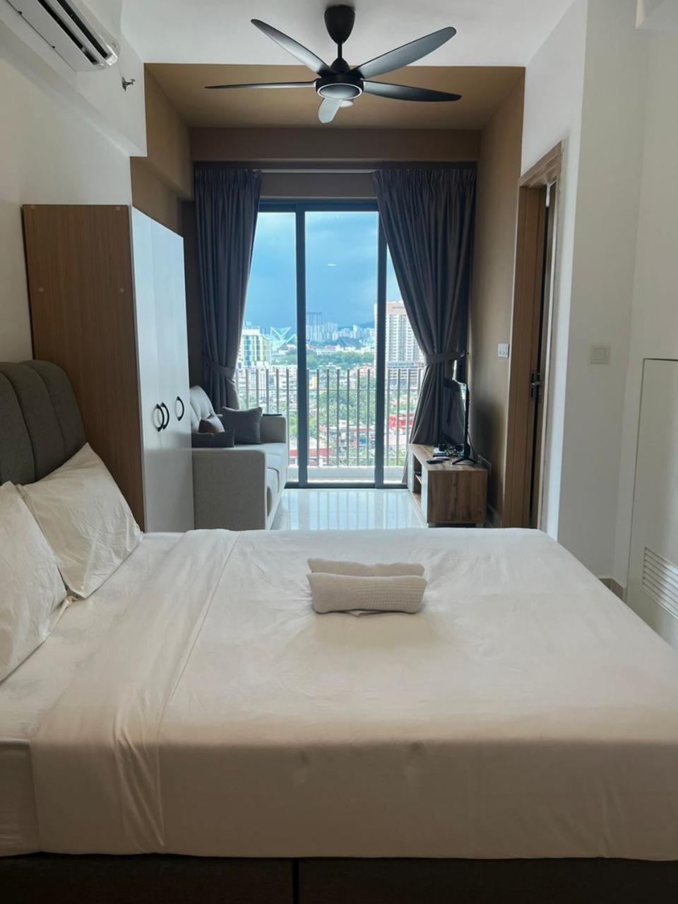 Apartamento The Colony Klcc View By Nzv Kuala Lumpur Exterior foto